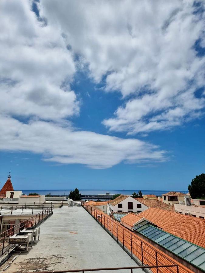 Carreira Apartments Harbour View Free Parking In Heart Funchal Exteriör bild