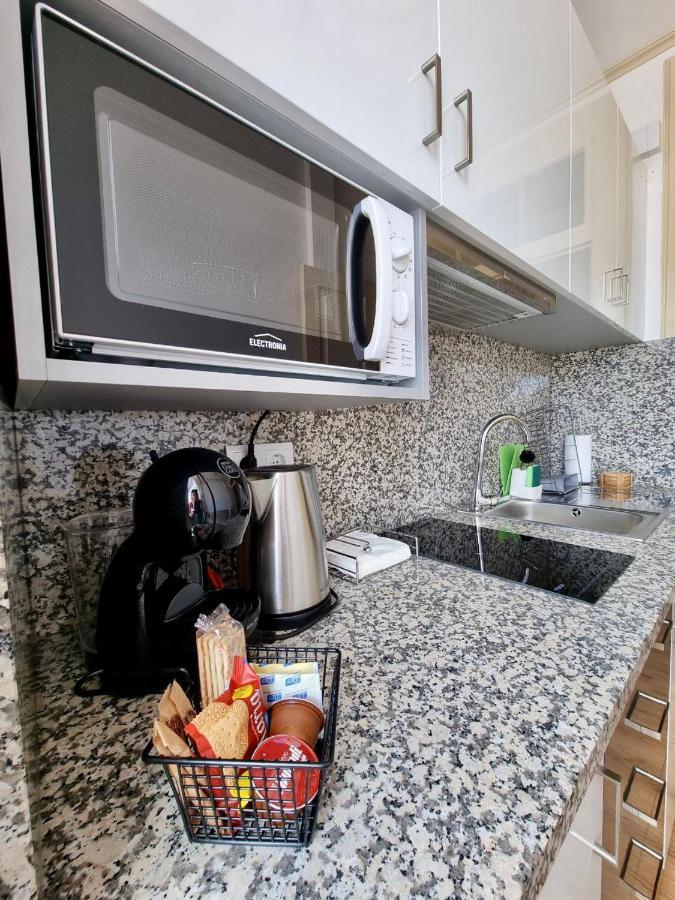 Carreira Apartments Harbour View Free Parking In Heart Funchal Exteriör bild